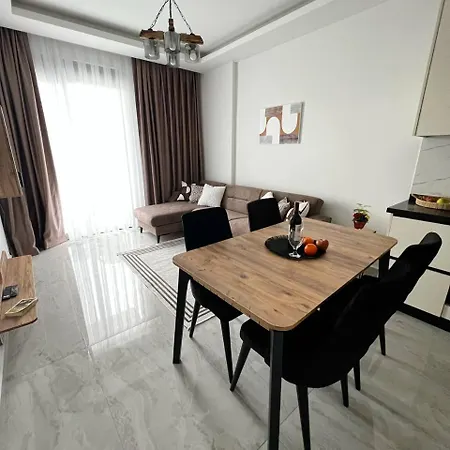 Qoople Royal Best Apartment Near The Sea On Cleopatra *