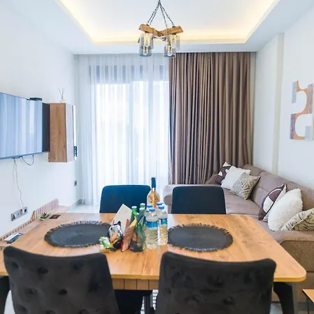 Qoople Royal Best Apartment Near The Sea On Cleopatra