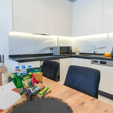 아파트 Qoople Royal Best Apartment Near The Sea On Cleopatra